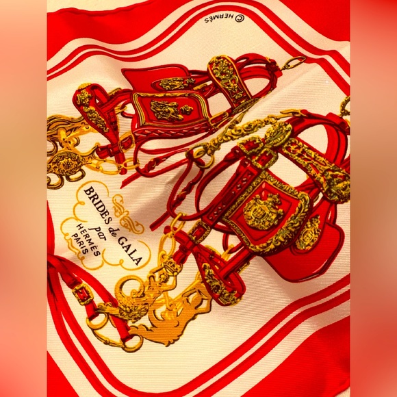 Brand new limited edition Authentic Hermes hand small silk 100% scarf with box - Picture 3 of 14